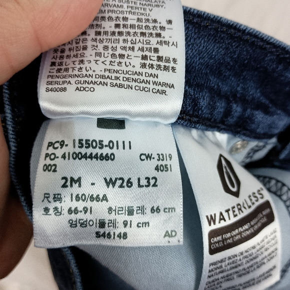 2/$40 LEVI'S 505 Edgy Denim Blue Women's Booty Shorts (#1,420) - Picture 3 of 6